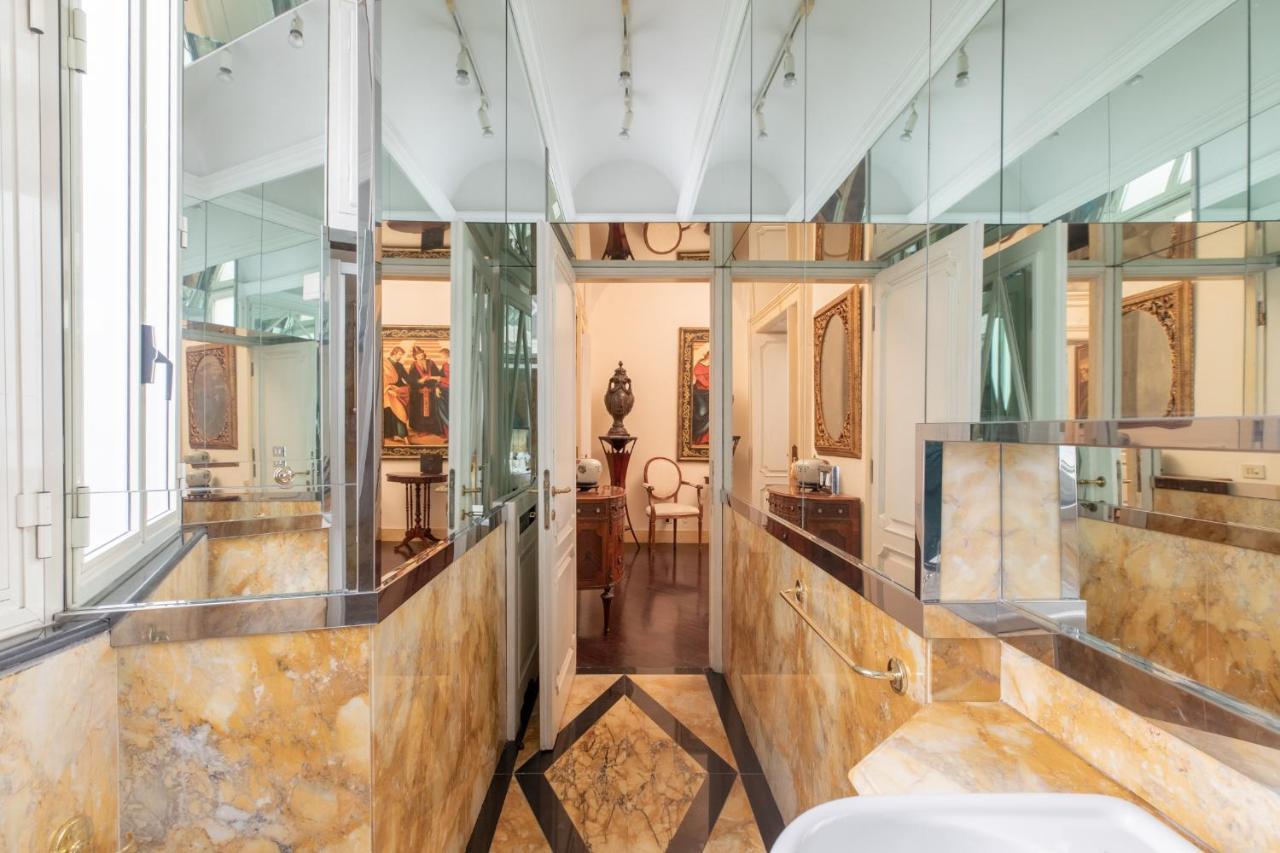 شقة Iflat Spanish Steps Luxury And Historical Apt روما المظهر الخارجي الصورة
